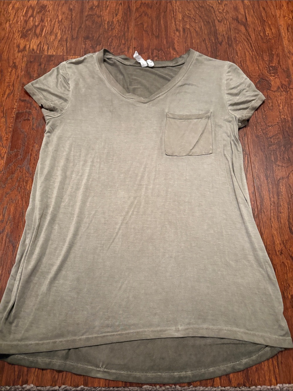 Cable and Gauge V-neck tee